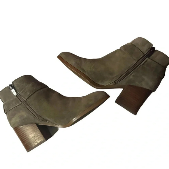 Marc Fisher Suede Harness Chelsea Boots Women’s Size 8 - Picture 4 of 13